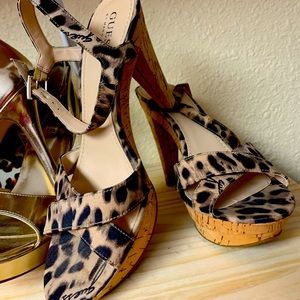 Size 9 guess shoes leopard